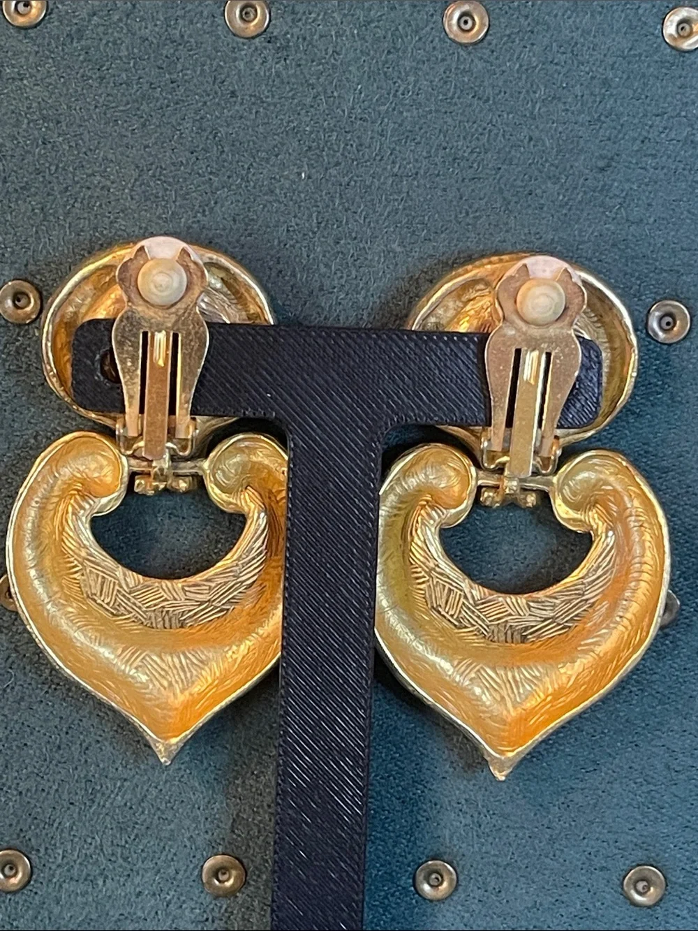 Vintage Anne Klein Runway Aesthetic Gold-Tone Door-Knocker Clip On Earrings